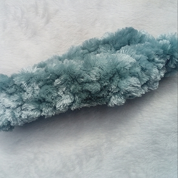 Handmade crocheted luxury "furry" wristlet keychain - Picture 2 of 3